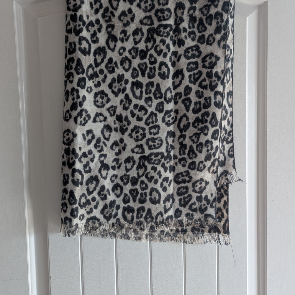 Leopard Print Pashmina